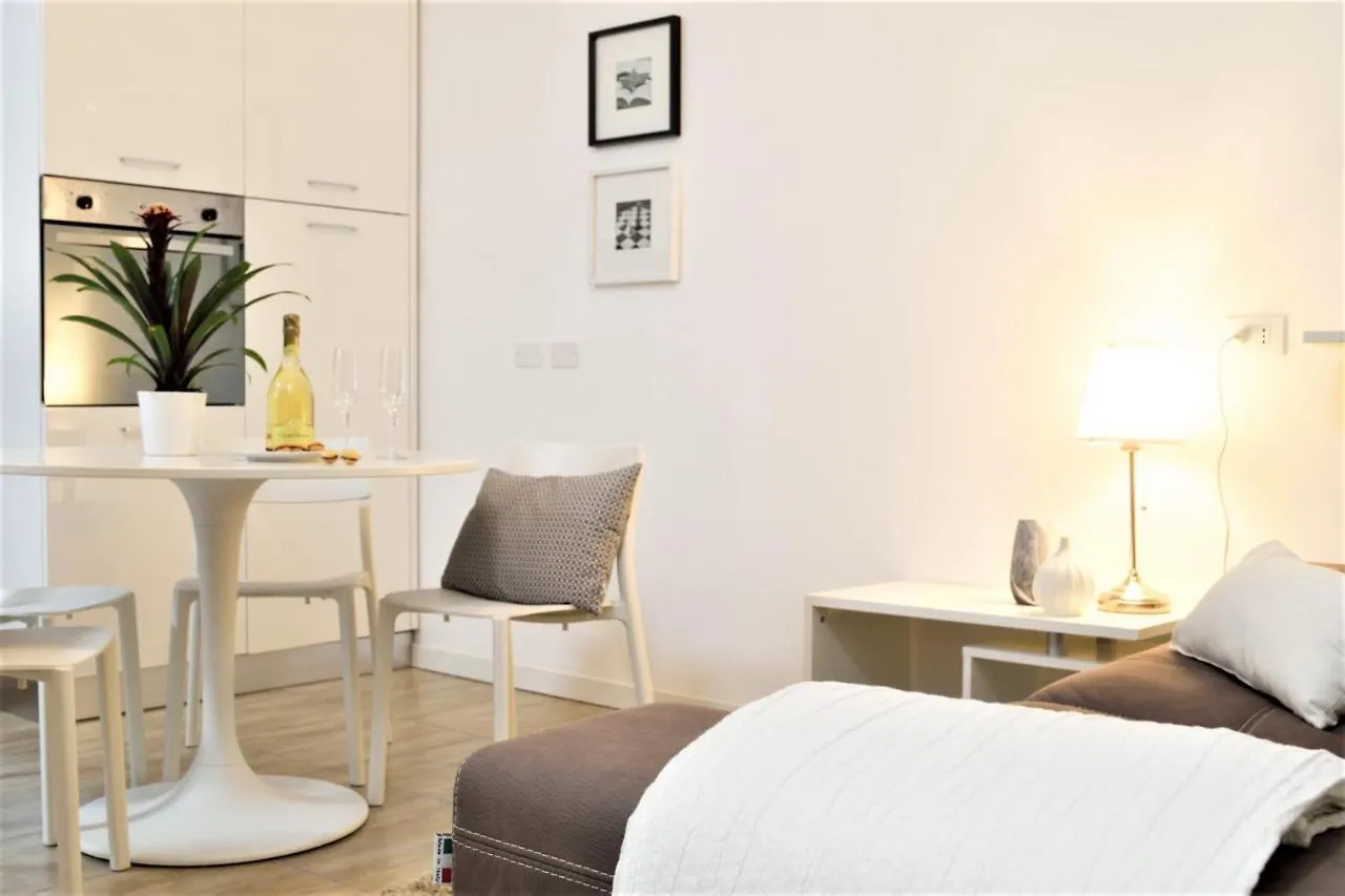 Easylife - Caloroso Bilocale Con Spazio Esterno In Zona Nolo Apartment Milan Italy